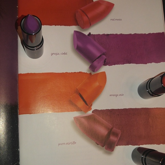 Lipstick - Picture 2 of 2